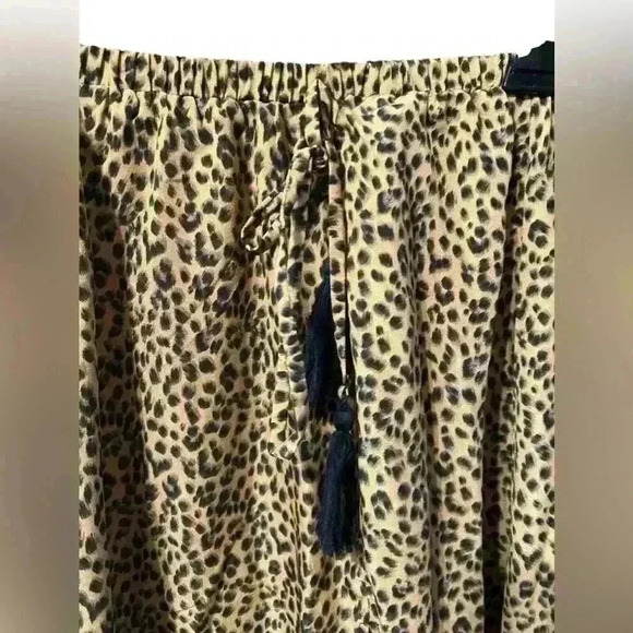 🟣SHEIN Unity Leopard Skirt with Tassel Tie and Split Thigh – Size Medium - Picture 2 of 4